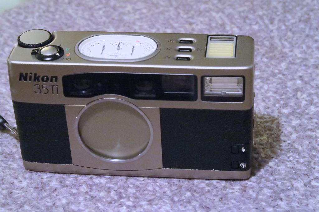 フイルムカメラ