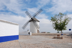 ドンキホーテの風車