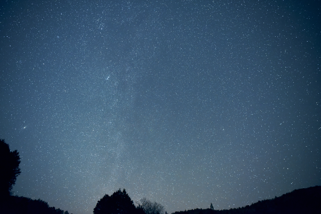 名も無き星空