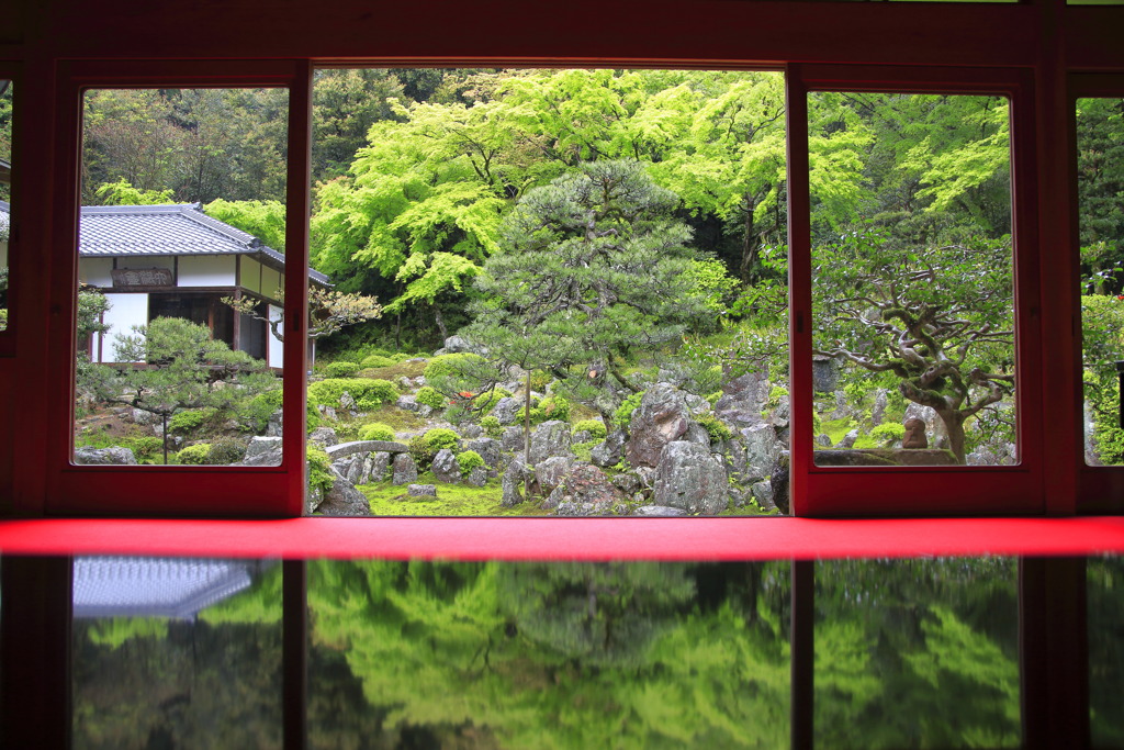 リフレクションの寺②