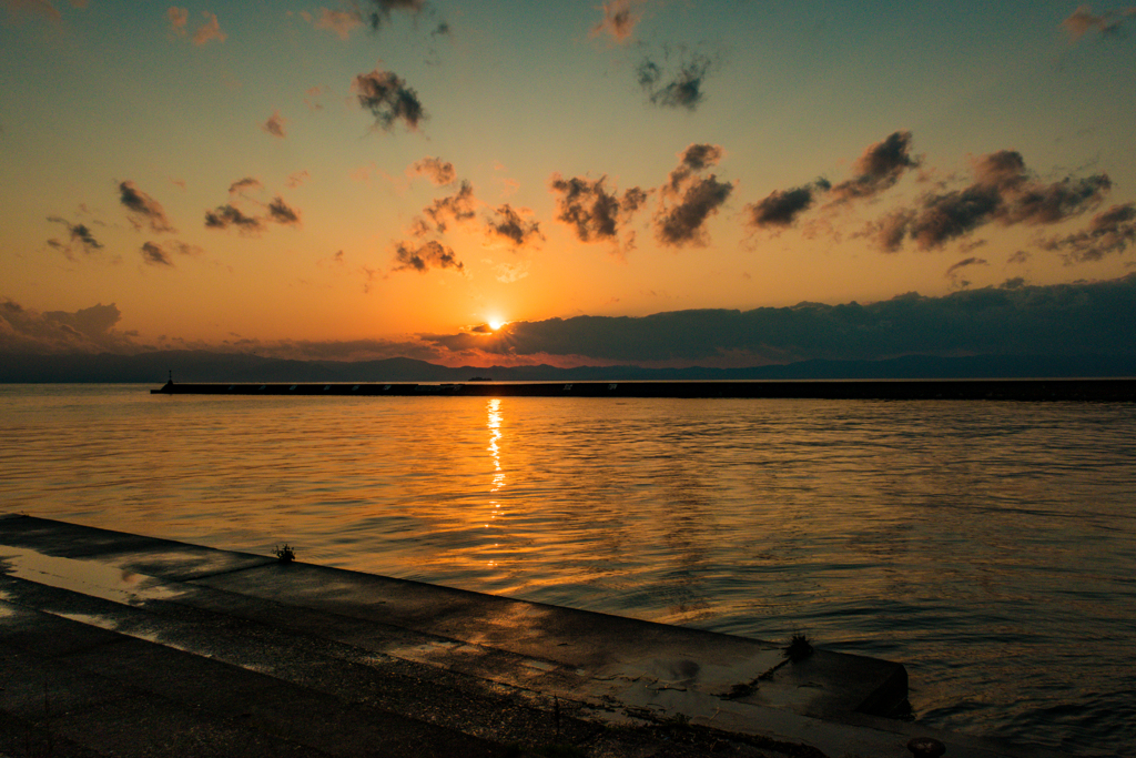 琵琶湖北湖の夕焼け