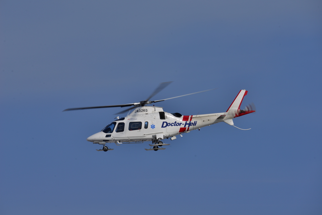 AW109 Power / JA02KG / 函館空港