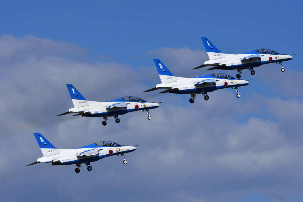 T-4/BlueImpulse/JASDF