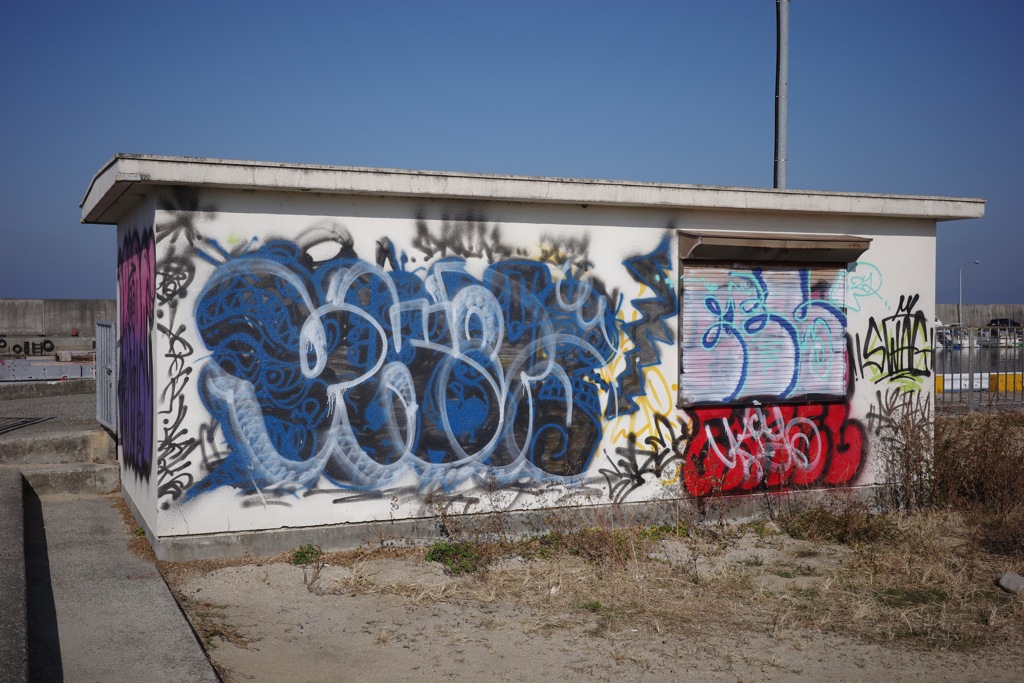 R0000402