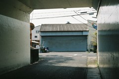 高架下
