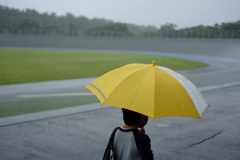 雨天結構