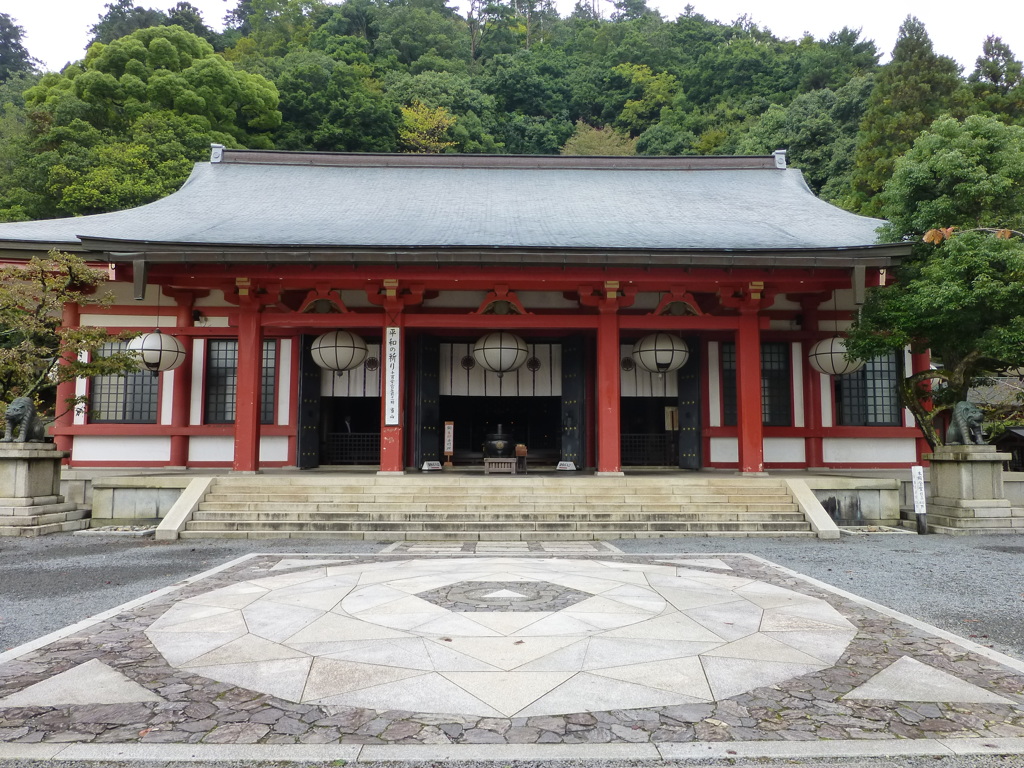 鞍馬寺　本殿金堂・金剛床