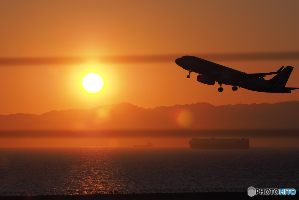 空港の夕景