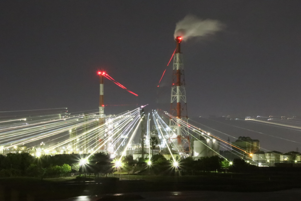 夜空に浮かぶ工場の光 in 網干2