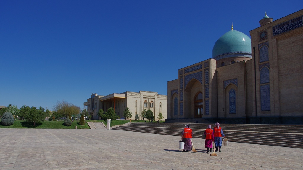 ウズベキスタン／タシケント／旧市街のモスク