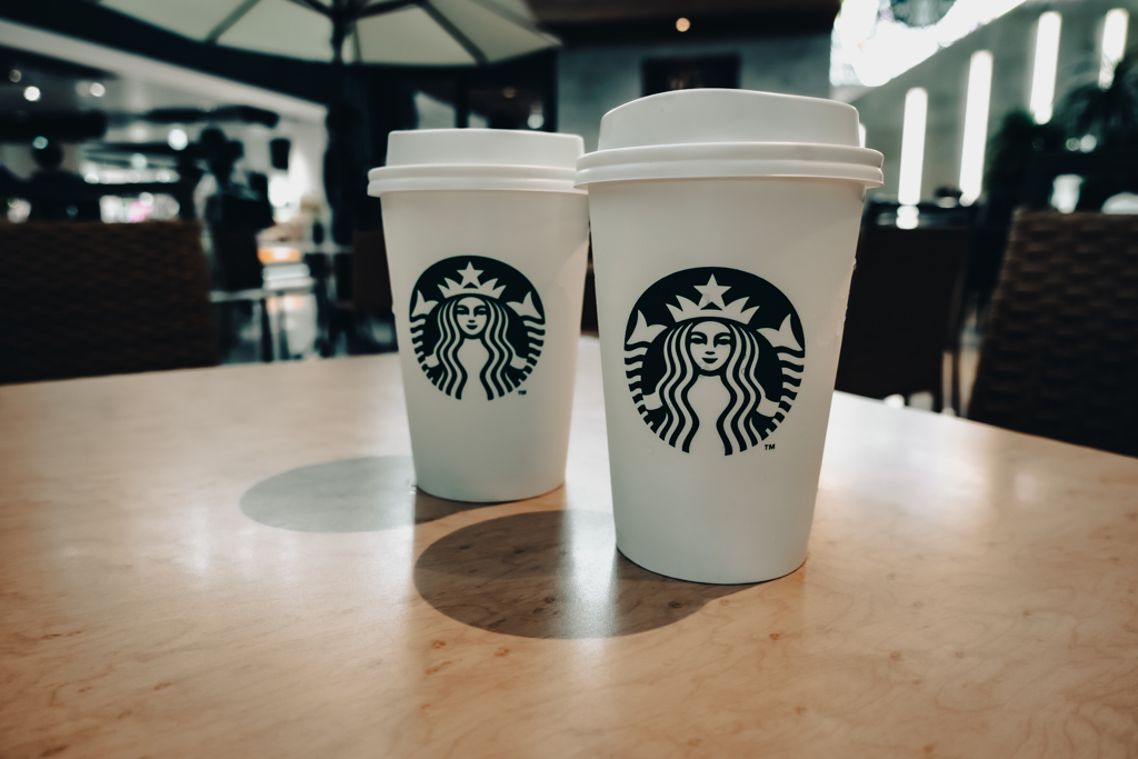 スタバスタバ