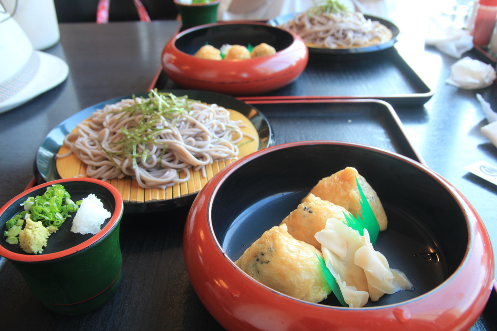 ざる蕎麦＆いなりセット(^^)/