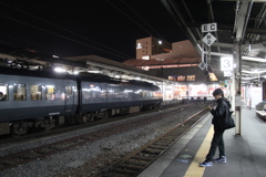 プラットホーム