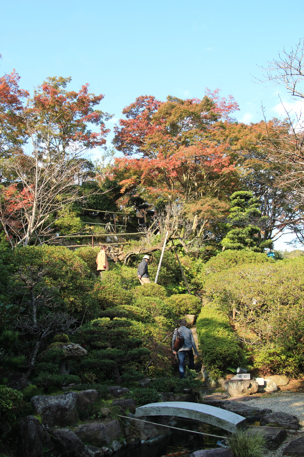 迎仙閣の奥へどうぞ
