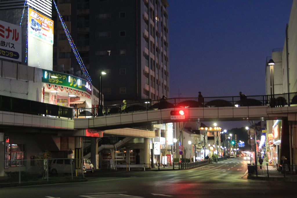 師走、家路を急ぐ人々