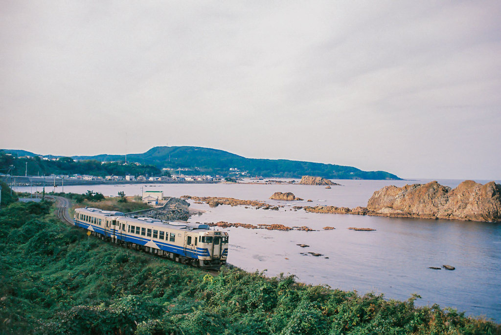 海沿いを往く -③