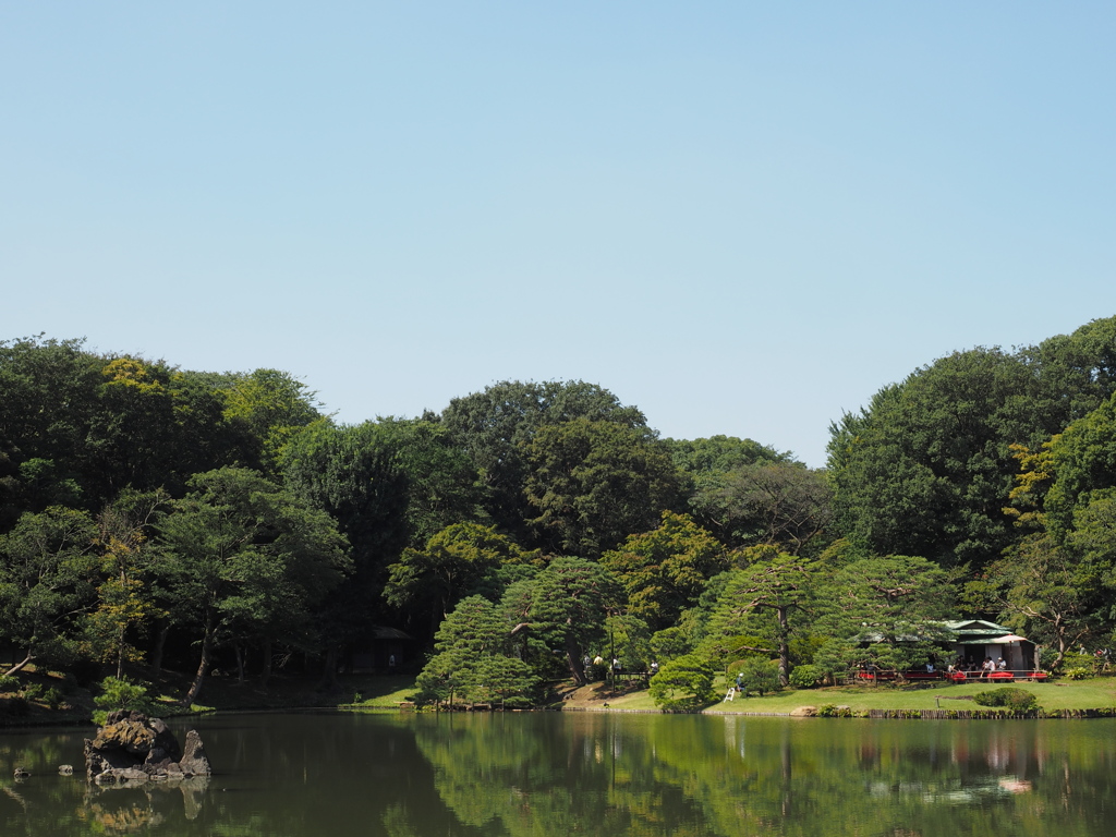 六義園