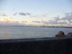 沖縄・浦添海浜公園からの夕日3