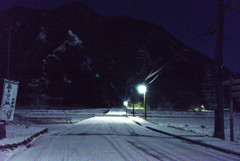 苔縄駅前にて