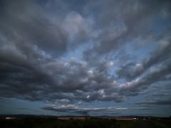 雲と橋