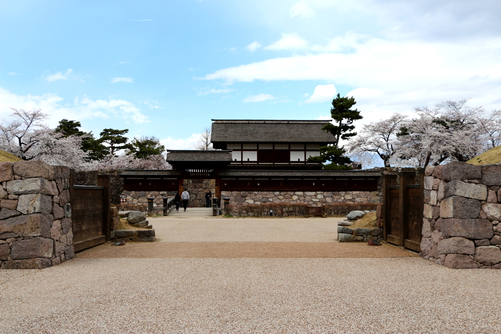 松代城跡の春