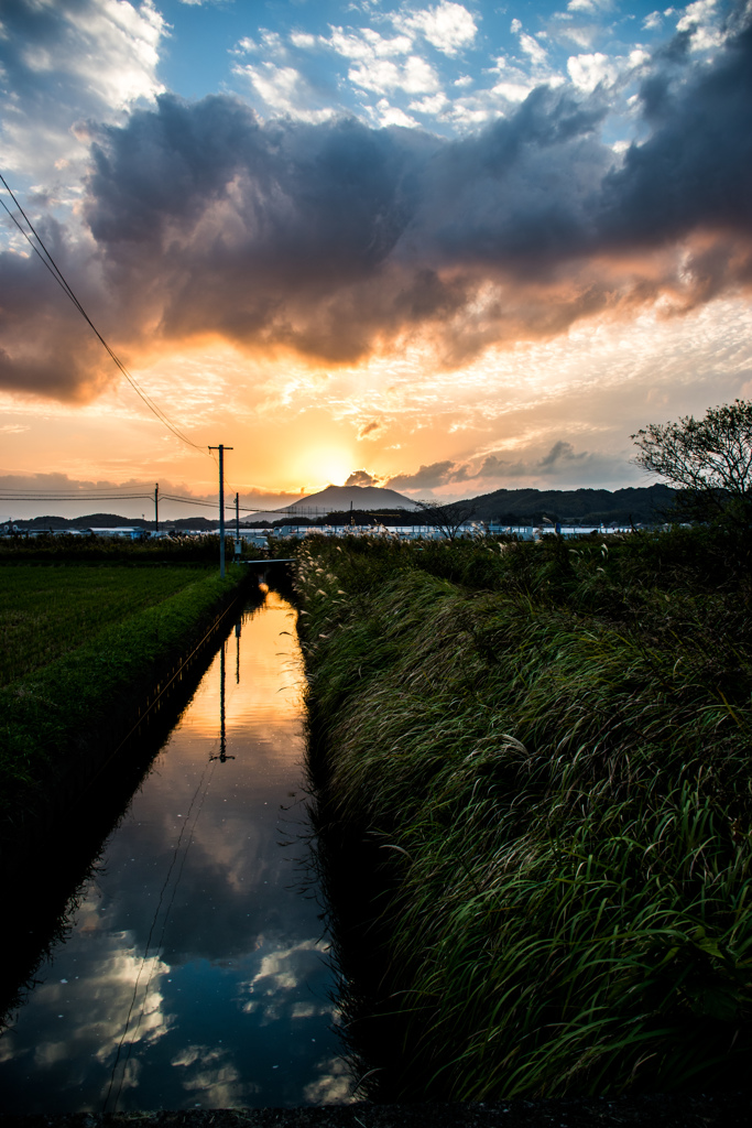 流れ空