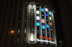 夜の梅田ヨドバシ