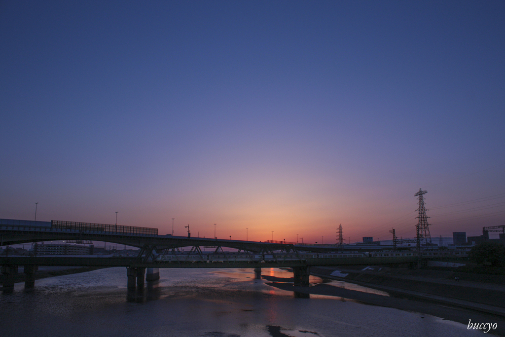 渡川列車～夕焼け発ー月光行き～
