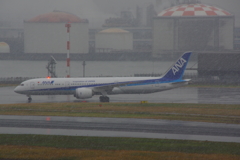 初雪の羽田空港②