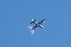 月とC130