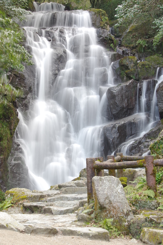 福岡県白糸の滝