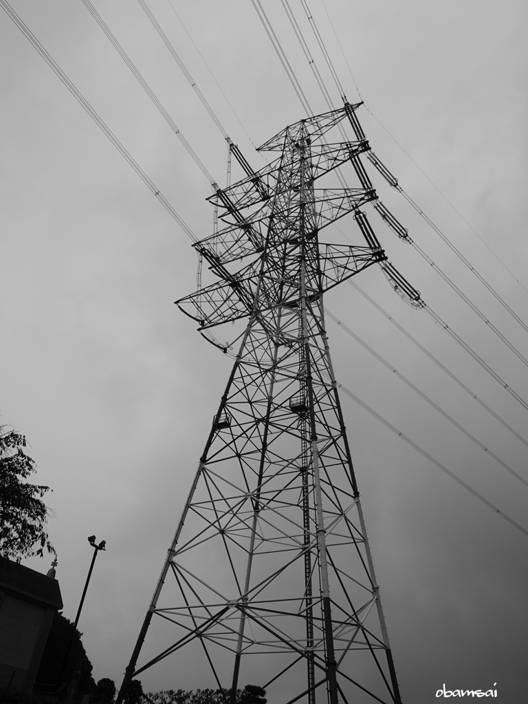 雨空鉄塔