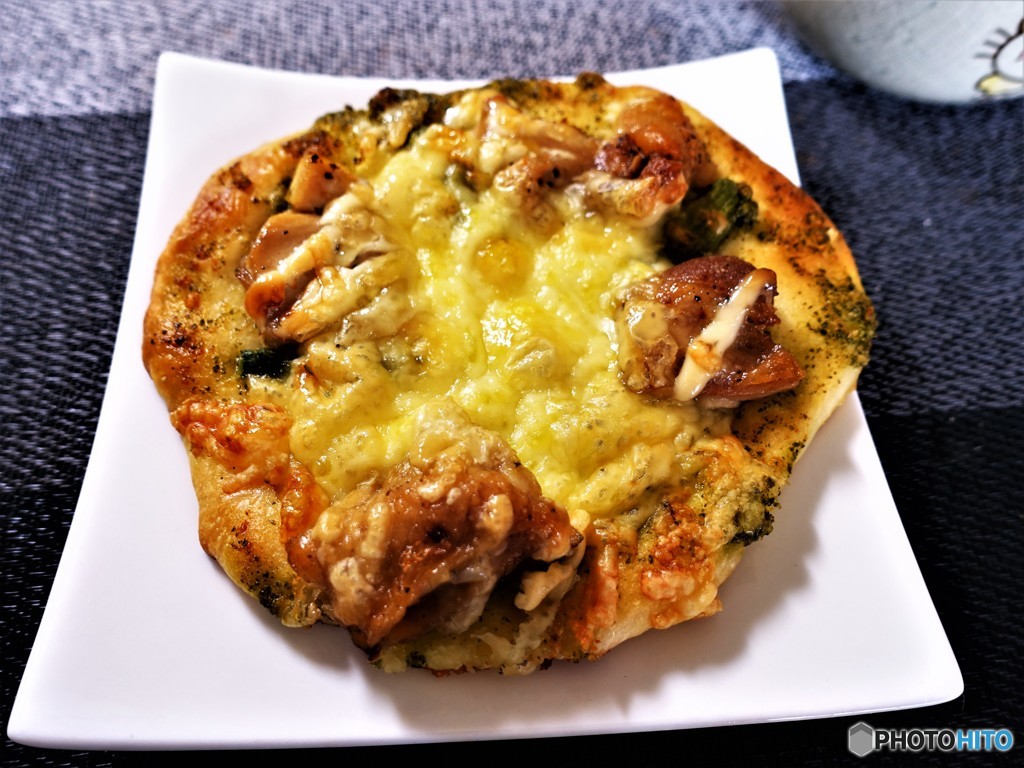 チキンアスパラバジルソースパン