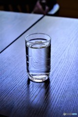 水