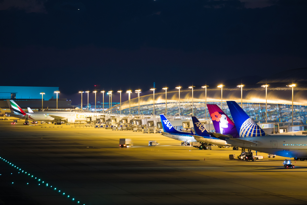 夜の関空