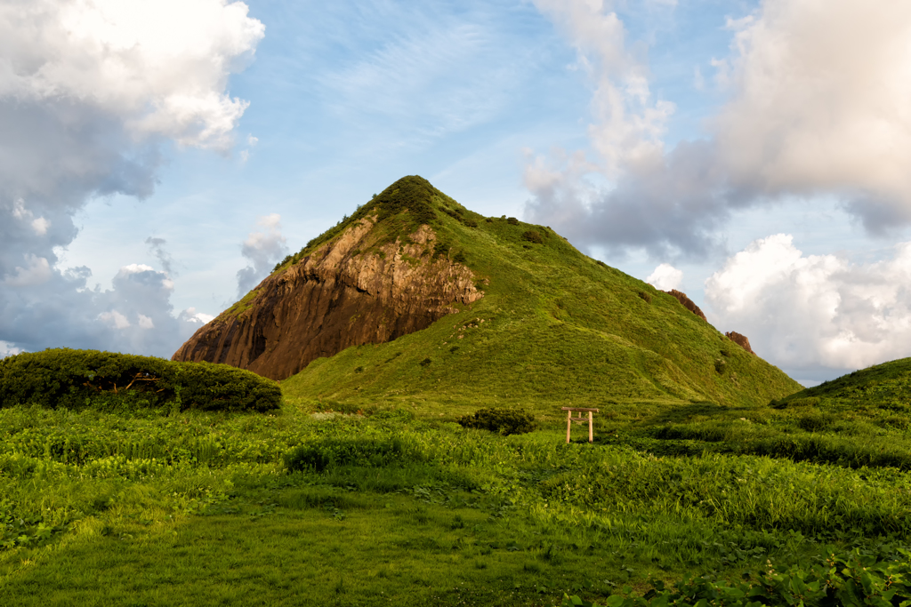 大野亀の朝　遠景