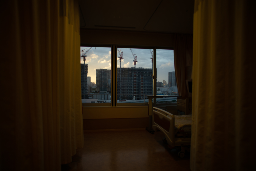 病窓より