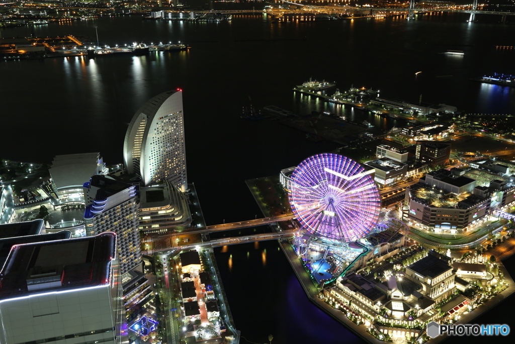 横浜ランドマークタワーからの夜景