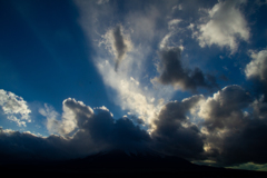 山頂にかかる雲
