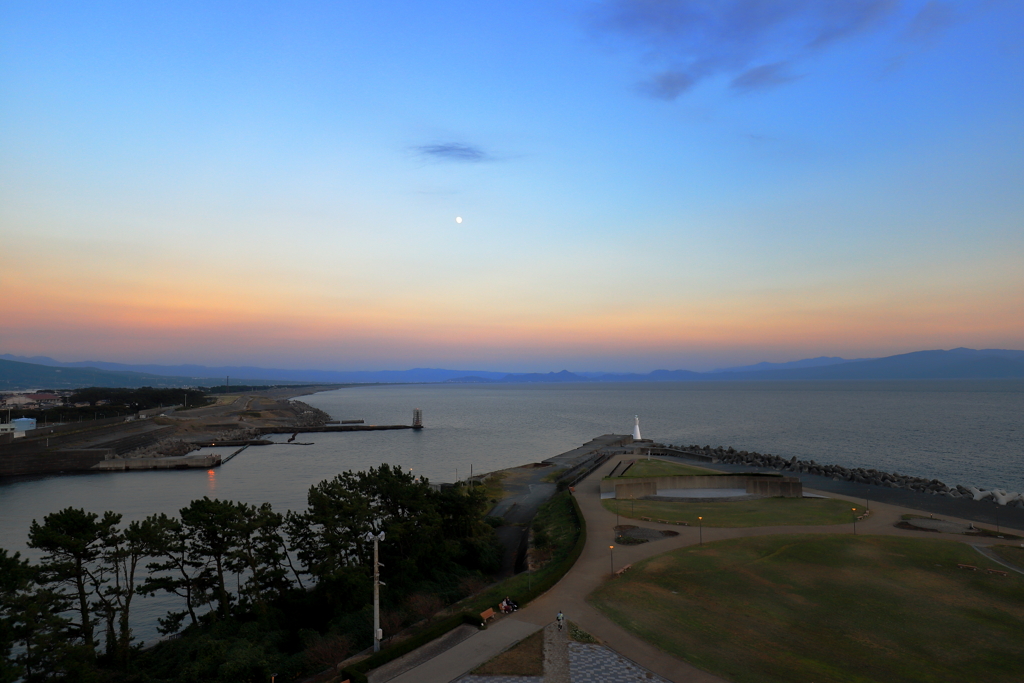 田子の夕暮れ