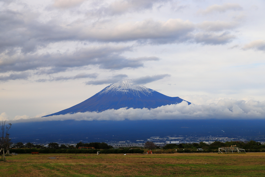 河川敷より