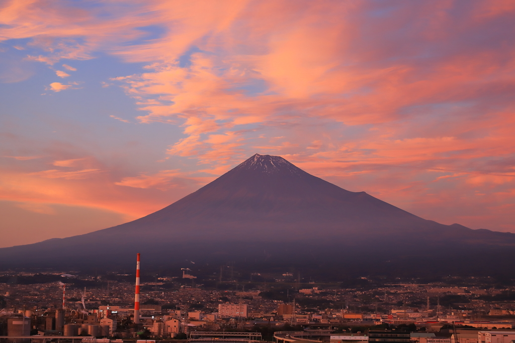 絵に描いたような夕焼け雲