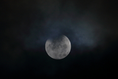 雲隠れの皆既月食