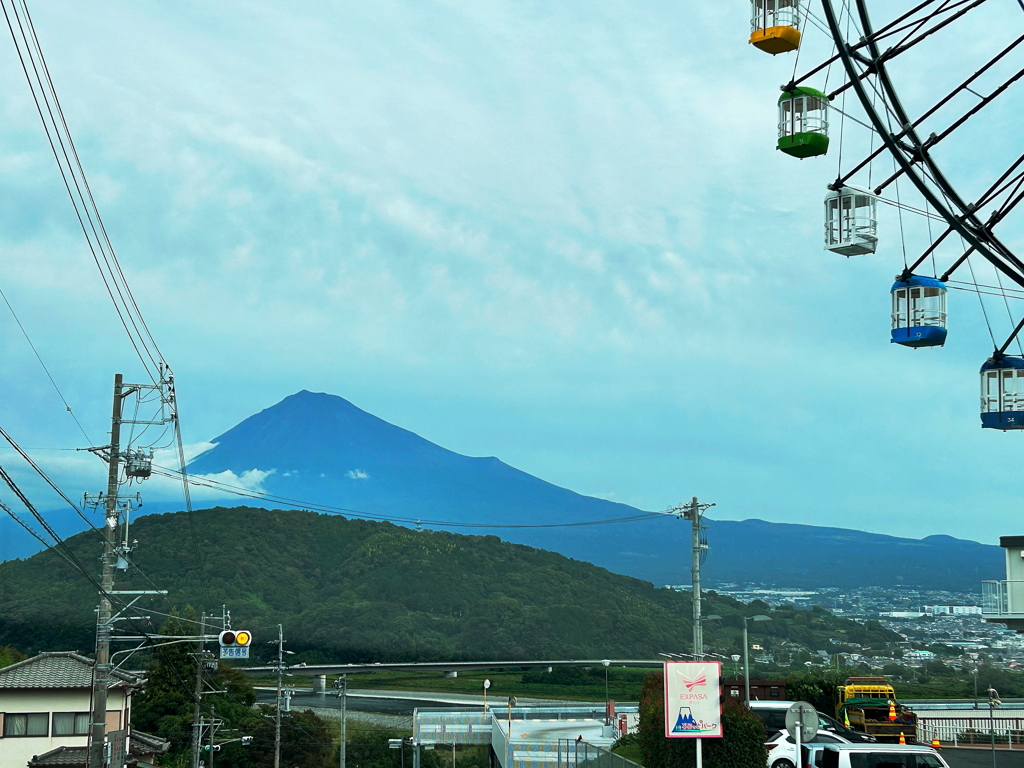 信号待ちで富士山　26