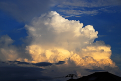 湧き立つ雲
