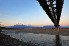 河川敷の夕暮れ　2