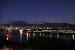 コンビナートの灯火