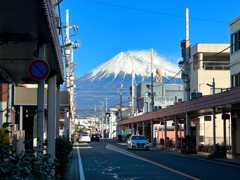 富士本町通りから
