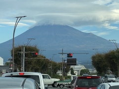 信号待ちで富士山　3