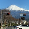 信号待ちで富士山　18